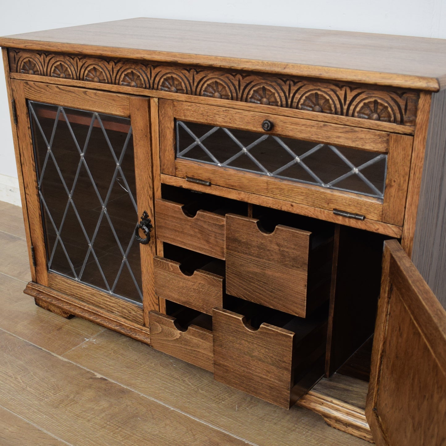 Oak TV Cabinet