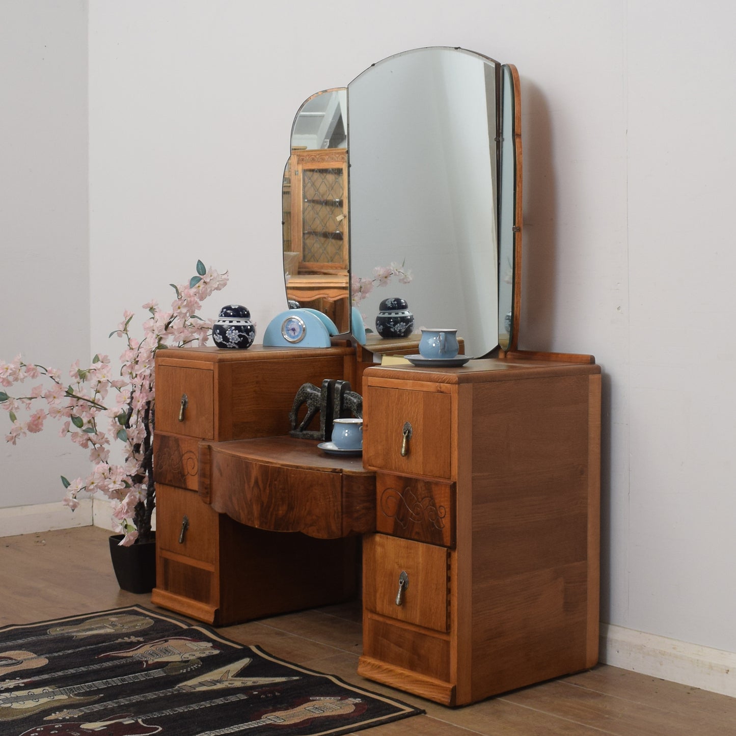 Art-Deco Dressing Table