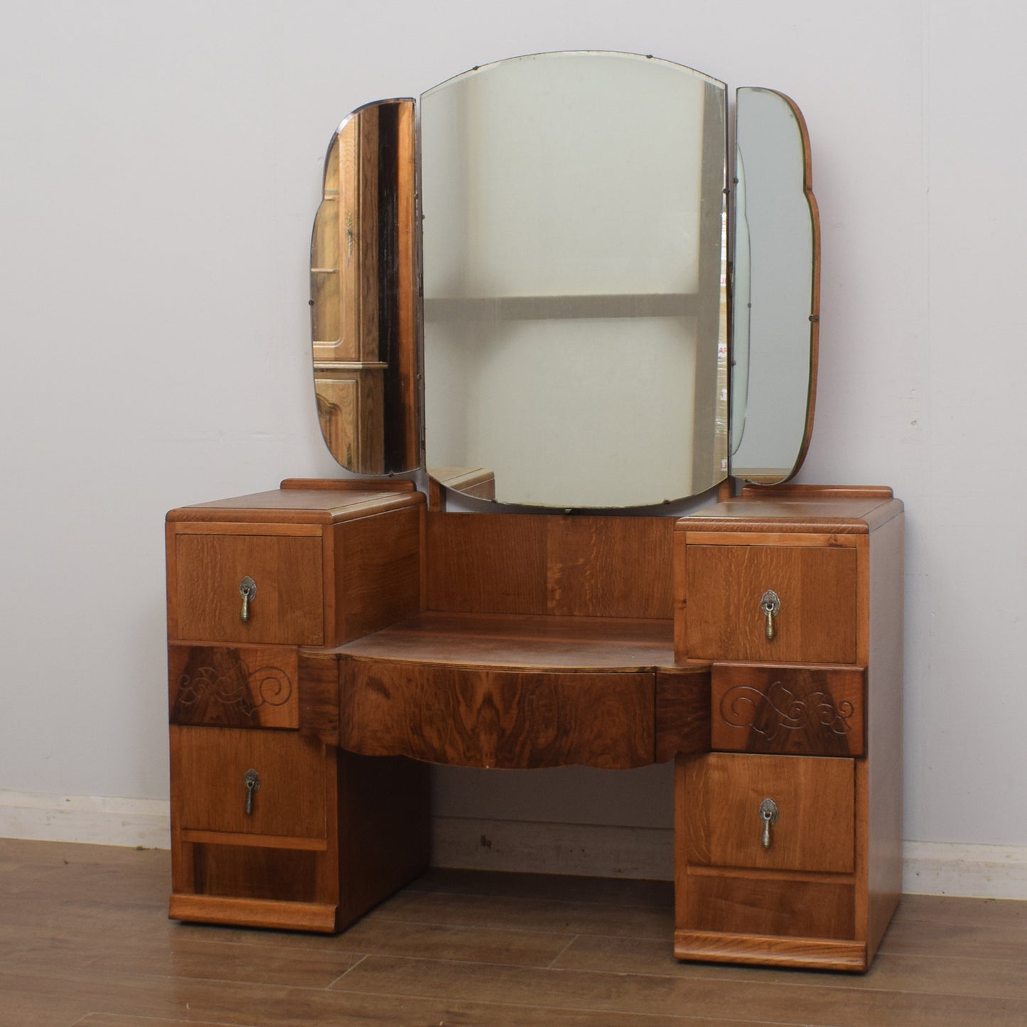 Art-Deco Dressing Table