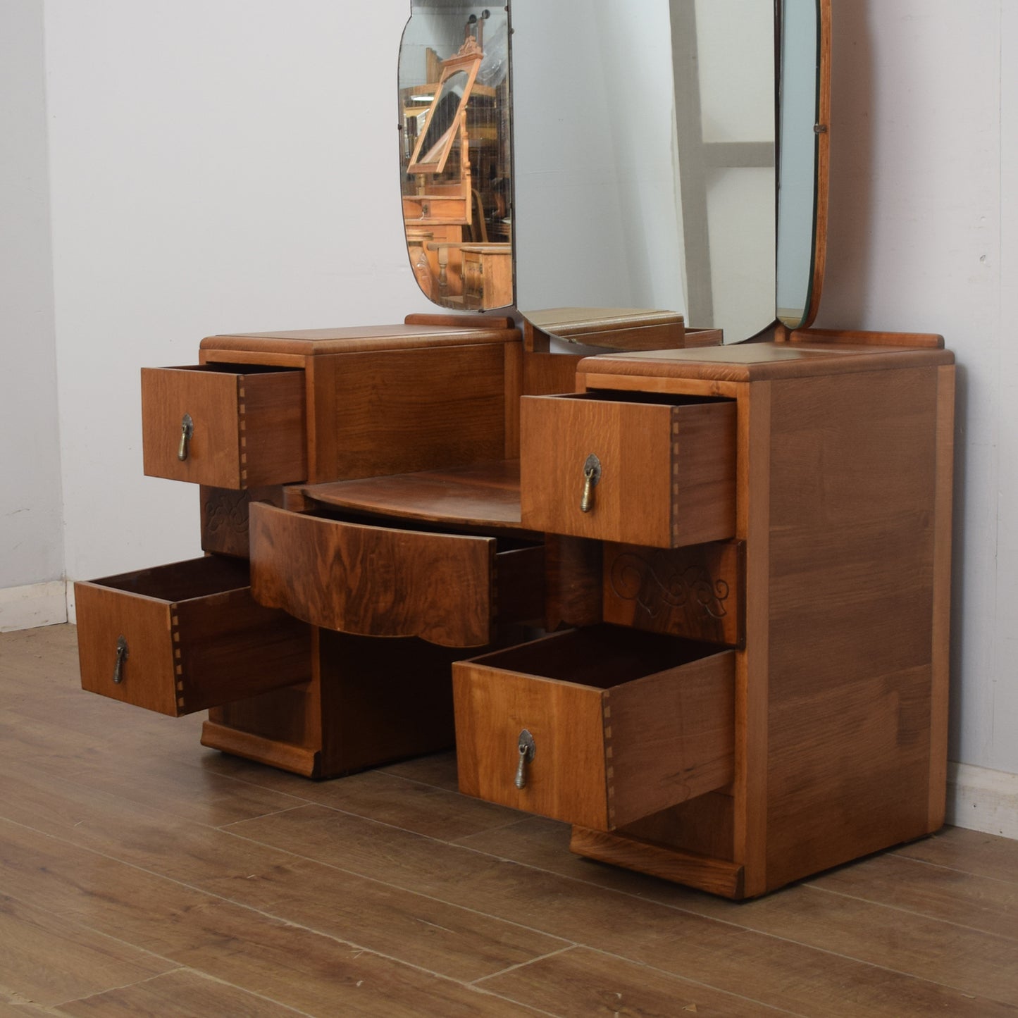 Art-Deco Dressing Table