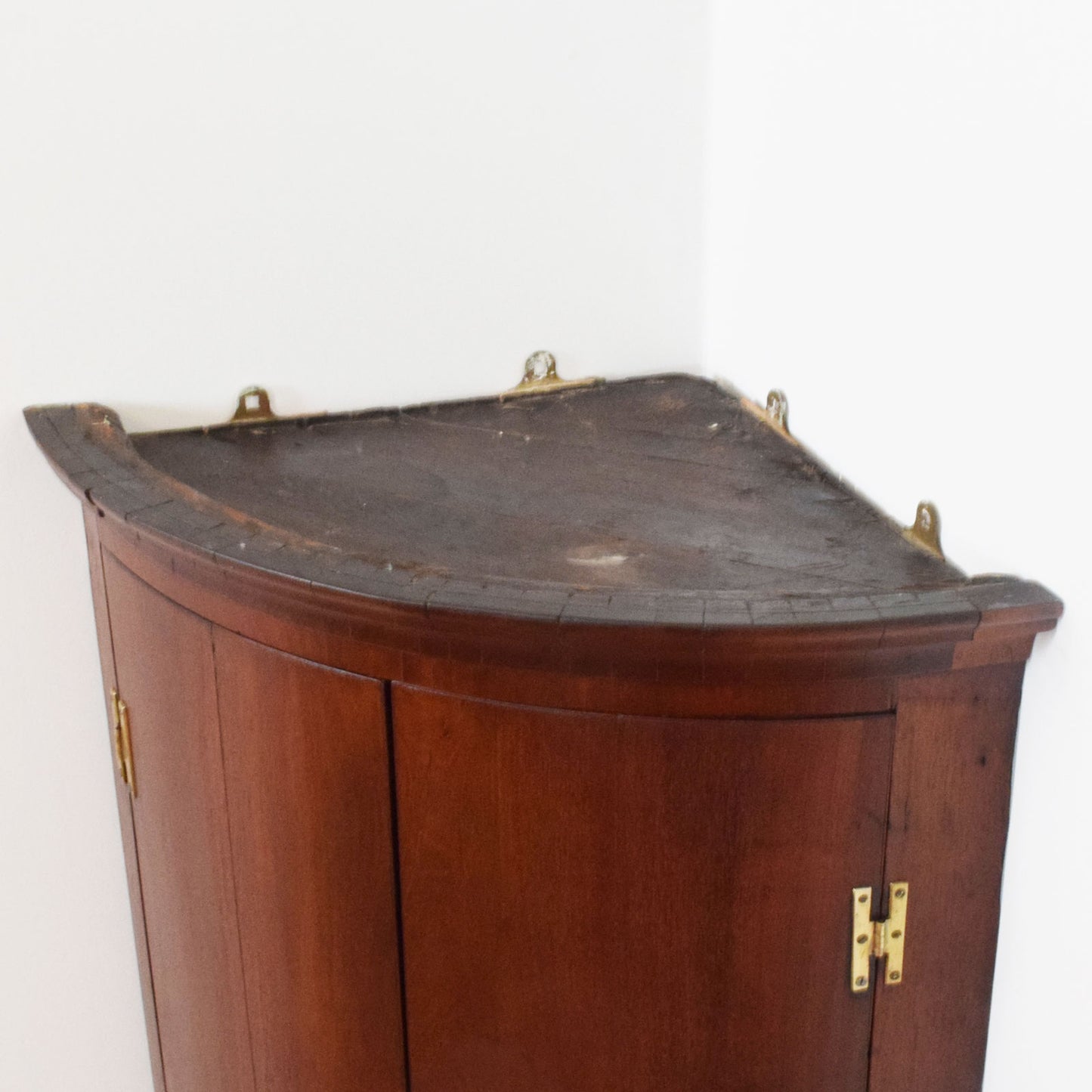 Hanging Mahogany Corner Unit