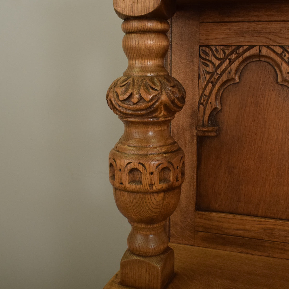 Glazed Oak Court Cabinet