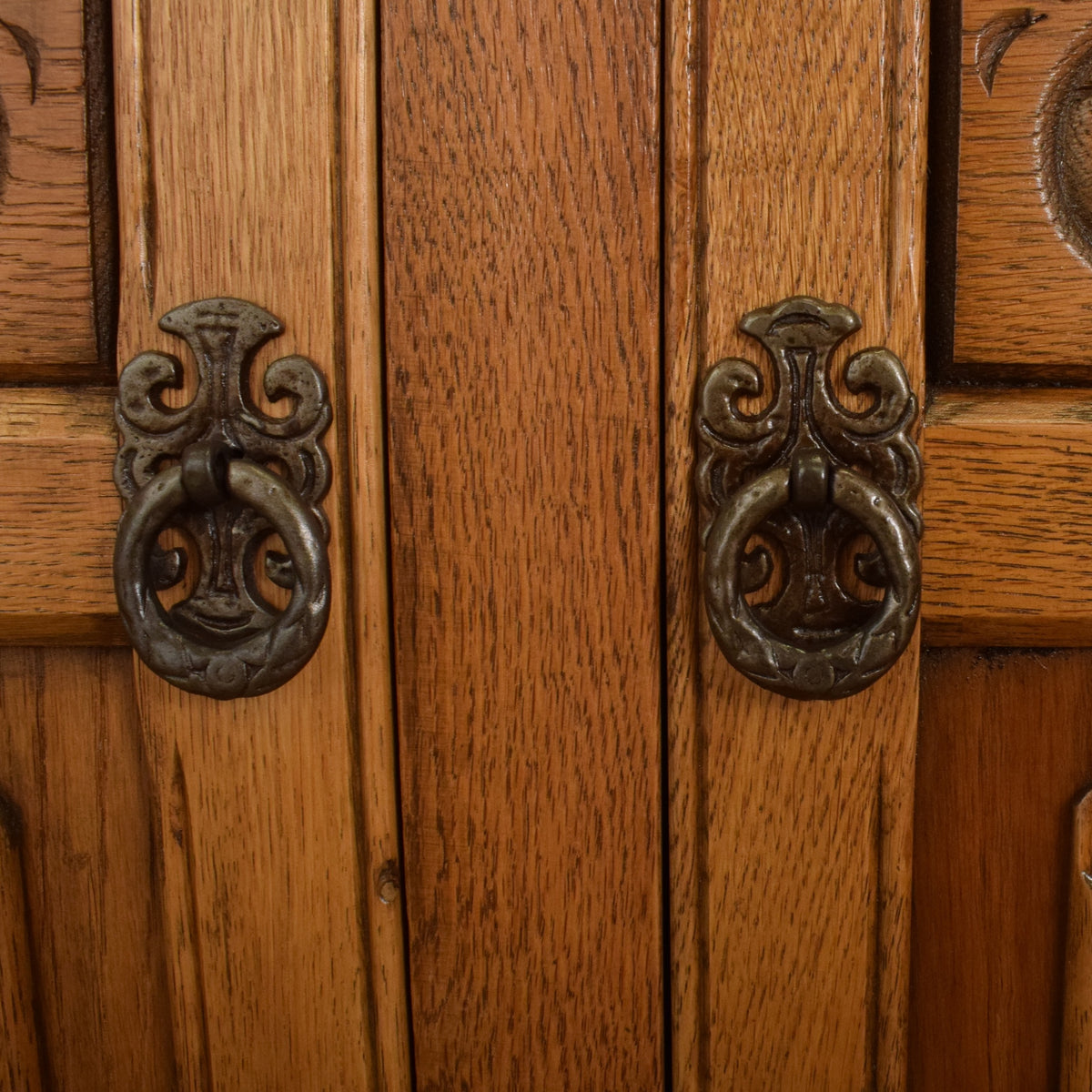 Glazed Oak Court Cabinet