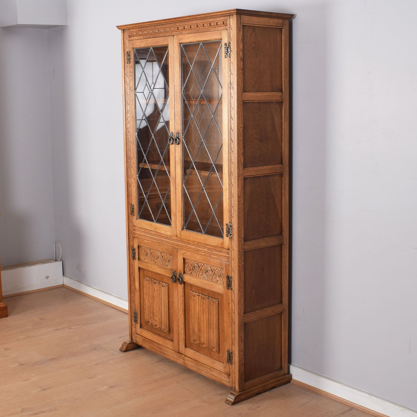 Old Charm Display Cabinet