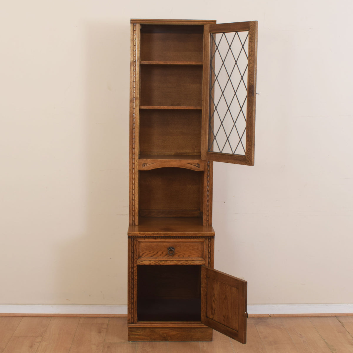 Slim Jaycee Display Unit