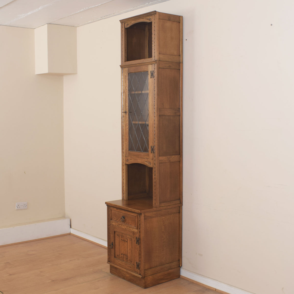Slim Jaycee Display Unit