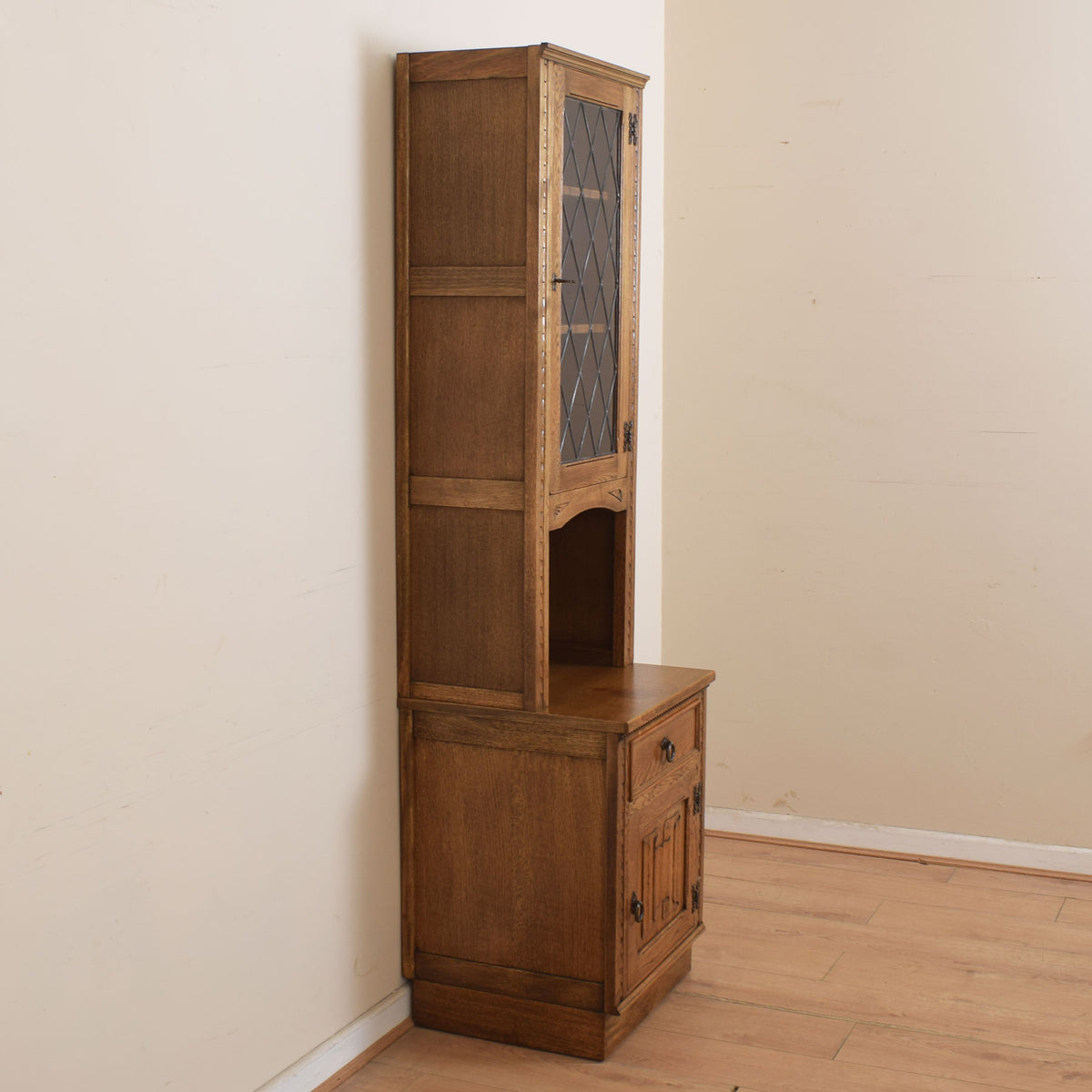 Slim Jaycee Display Unit