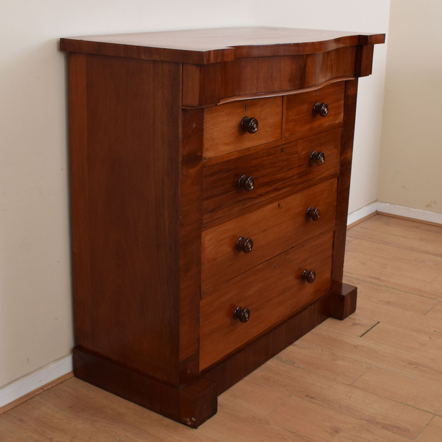 Mahogany Victorian Chest Of Drawers