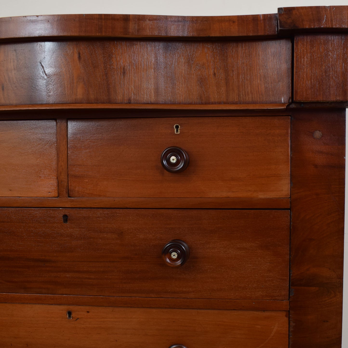 Mahogany Victorian Chest Of Drawers