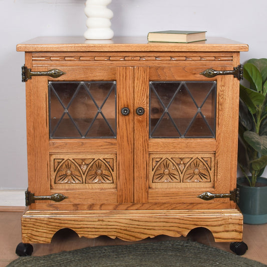 Old Charm TV Cabinet