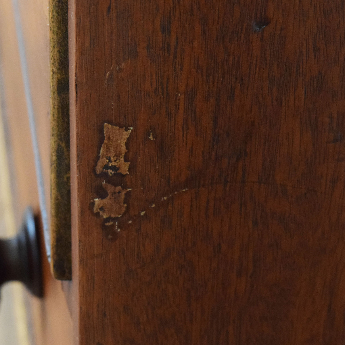 Rustic Mahogany Chest of Drawers
