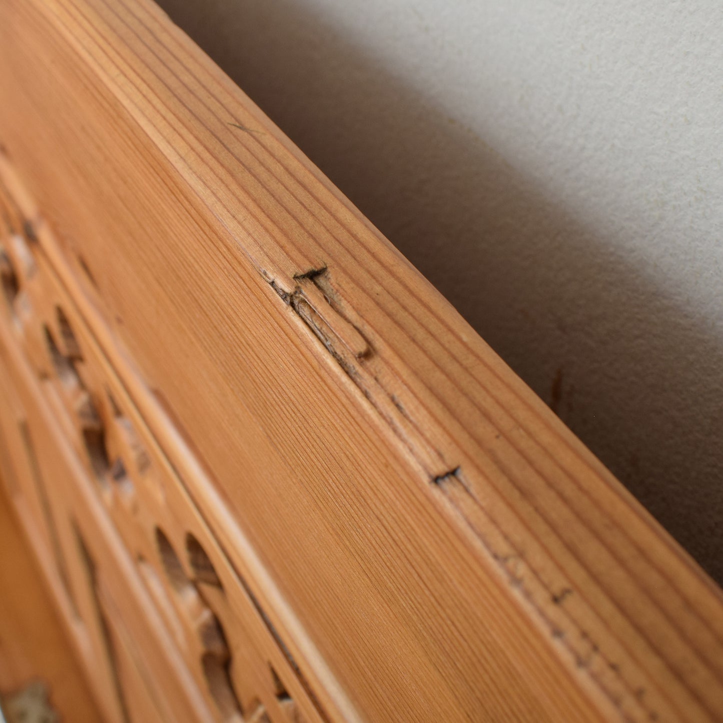 Restored Pine Settle