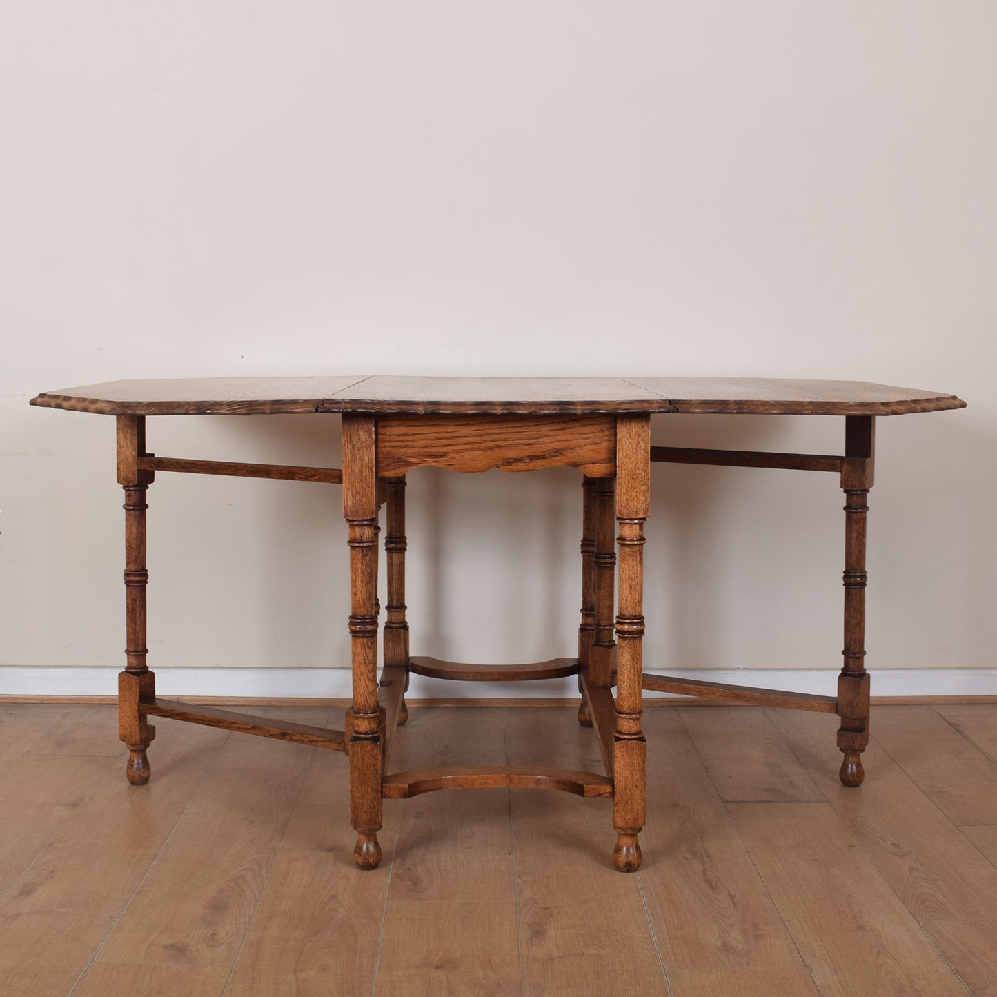 Oak Drop-Leaf Gateleg Dining Table