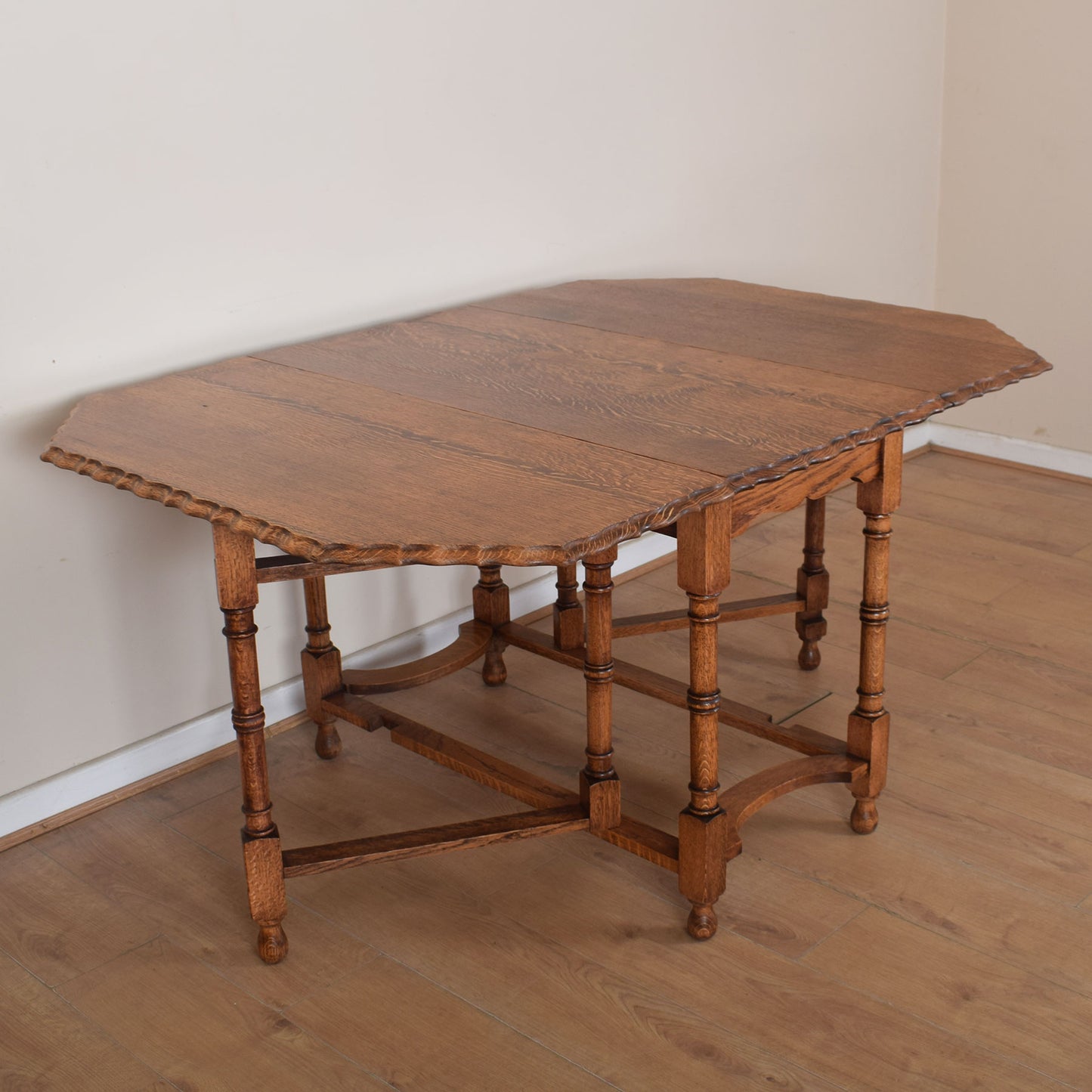 Oak Drop-Leaf Gateleg Dining Table