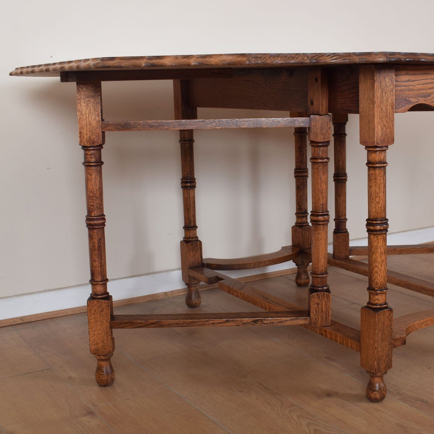 Oak Drop-Leaf Gateleg Dining Table