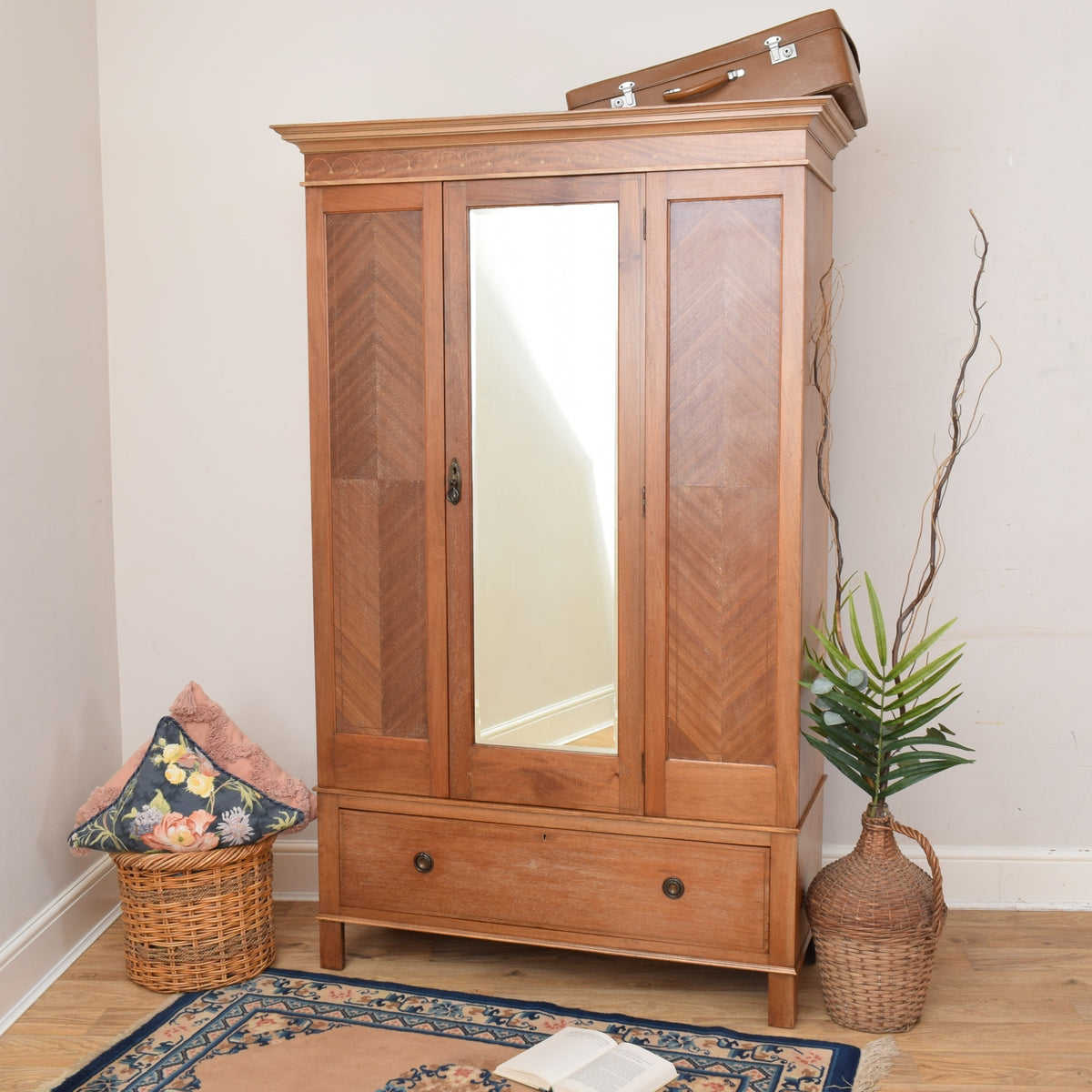 Mahogany Mirrored Wardrobe