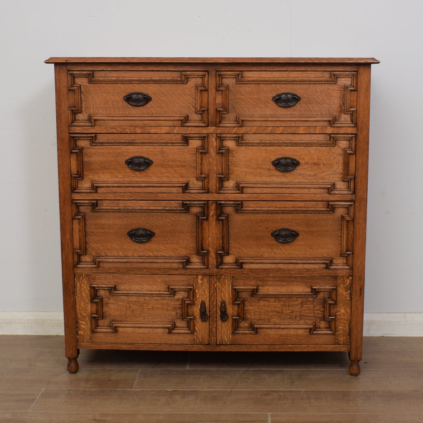 Oak Chest of Drawers