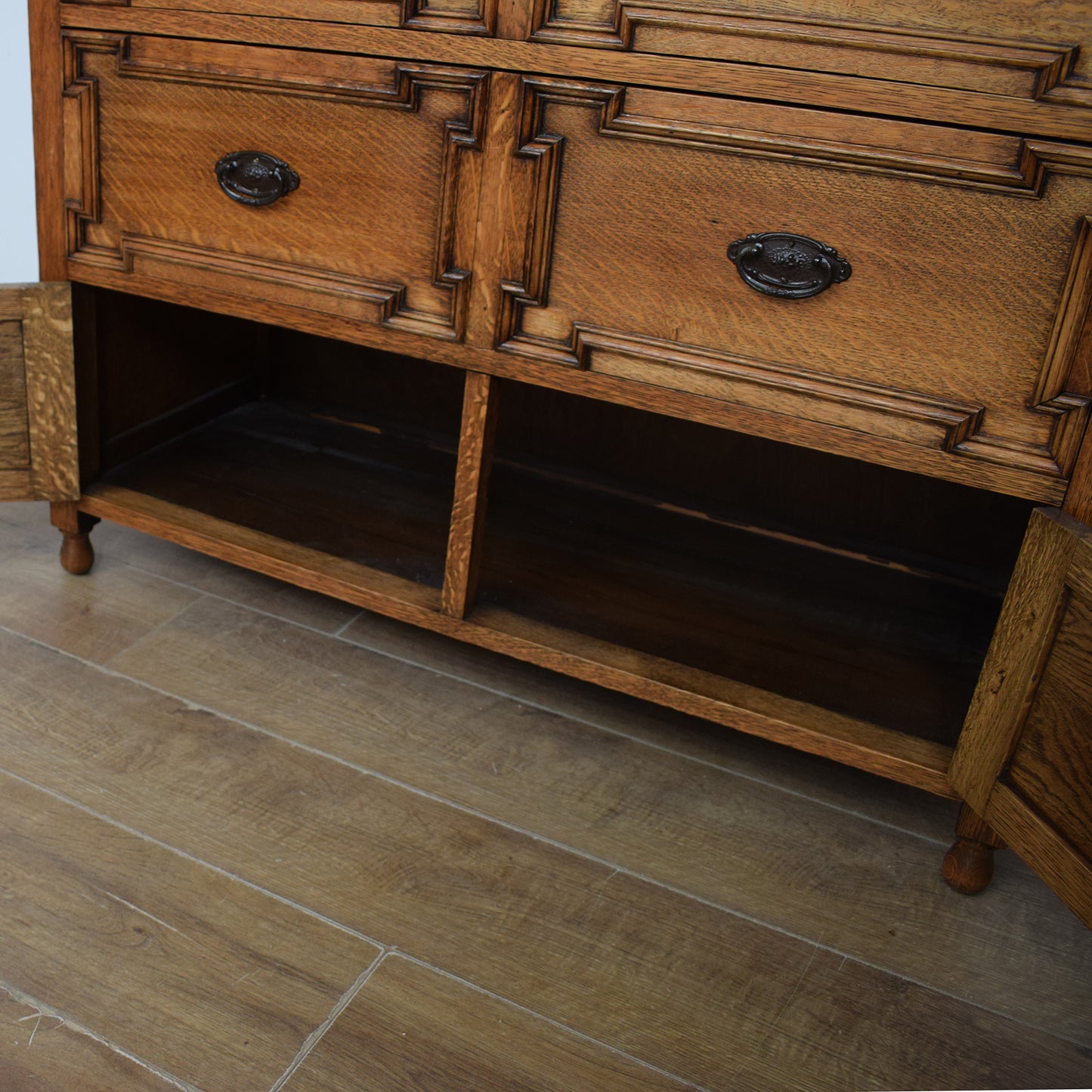 Oak Chest of Drawers