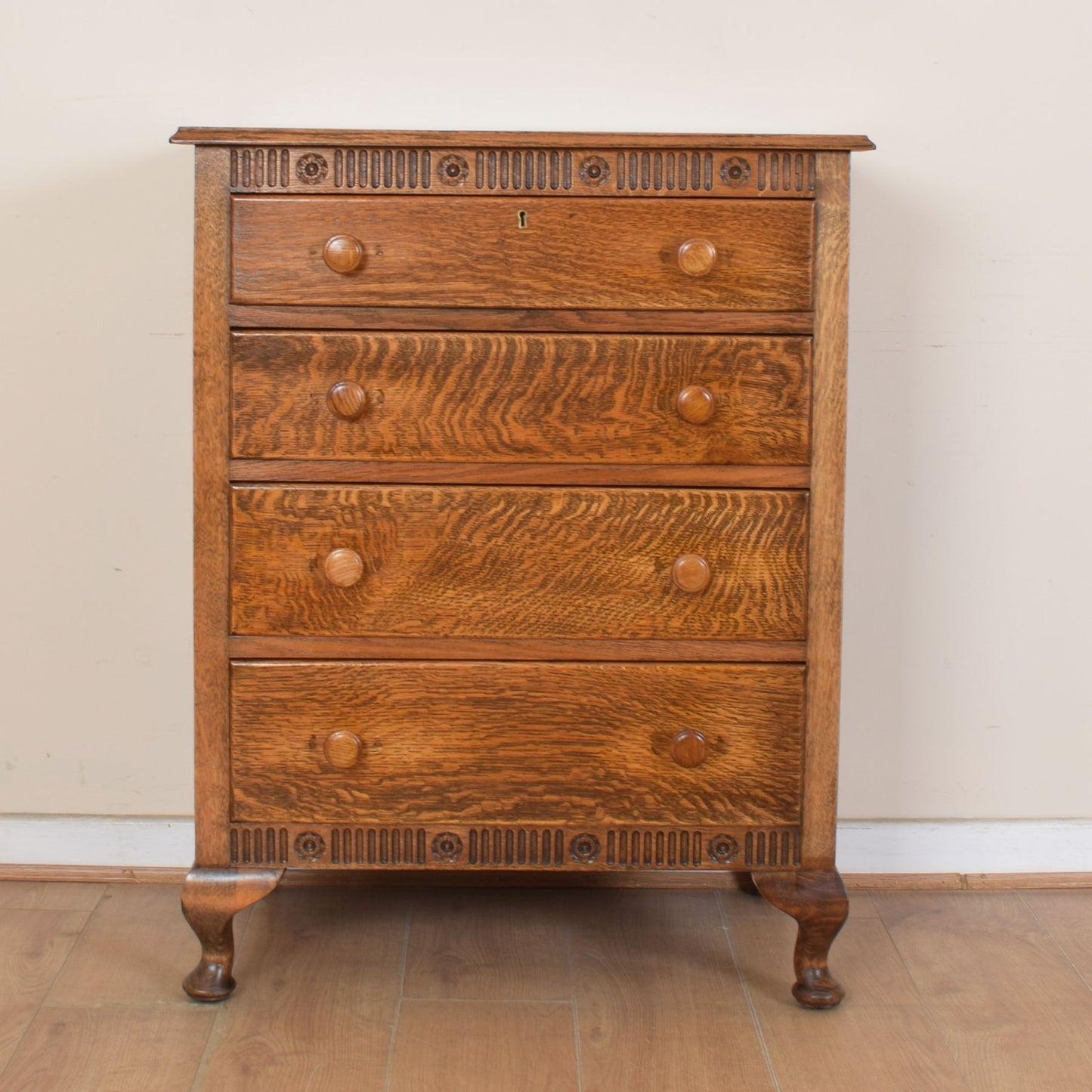 Oak Chest of Drawers