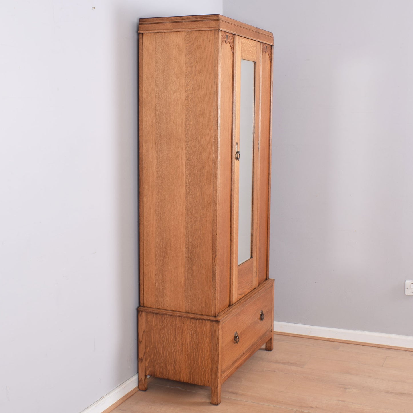 Oak Mirrored-Door Wardrobe
