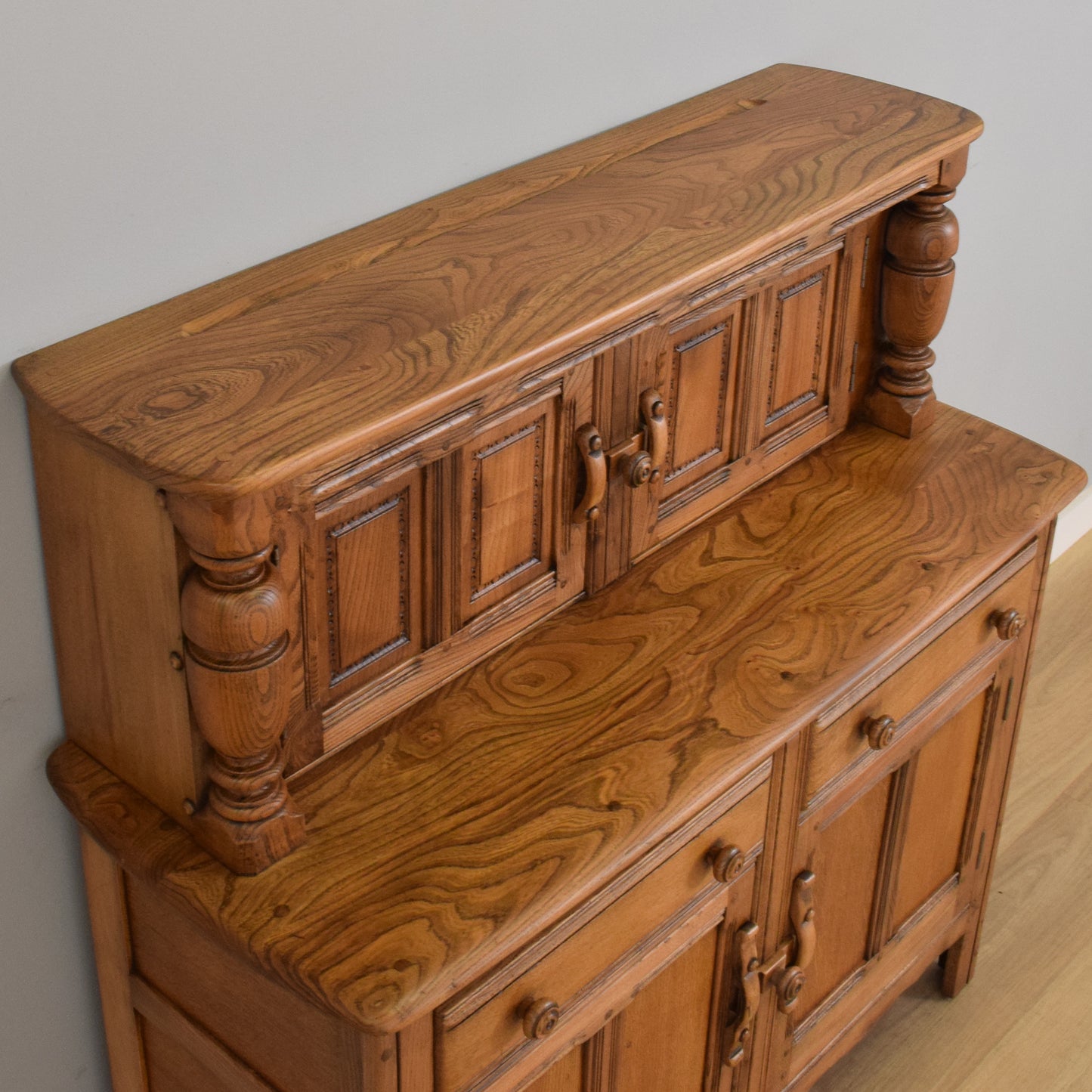 Ercol 'Old Colonial' Court Cabinet