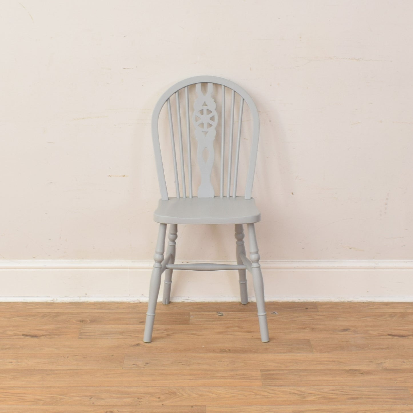 Painted Extendable Table And Four Chairs