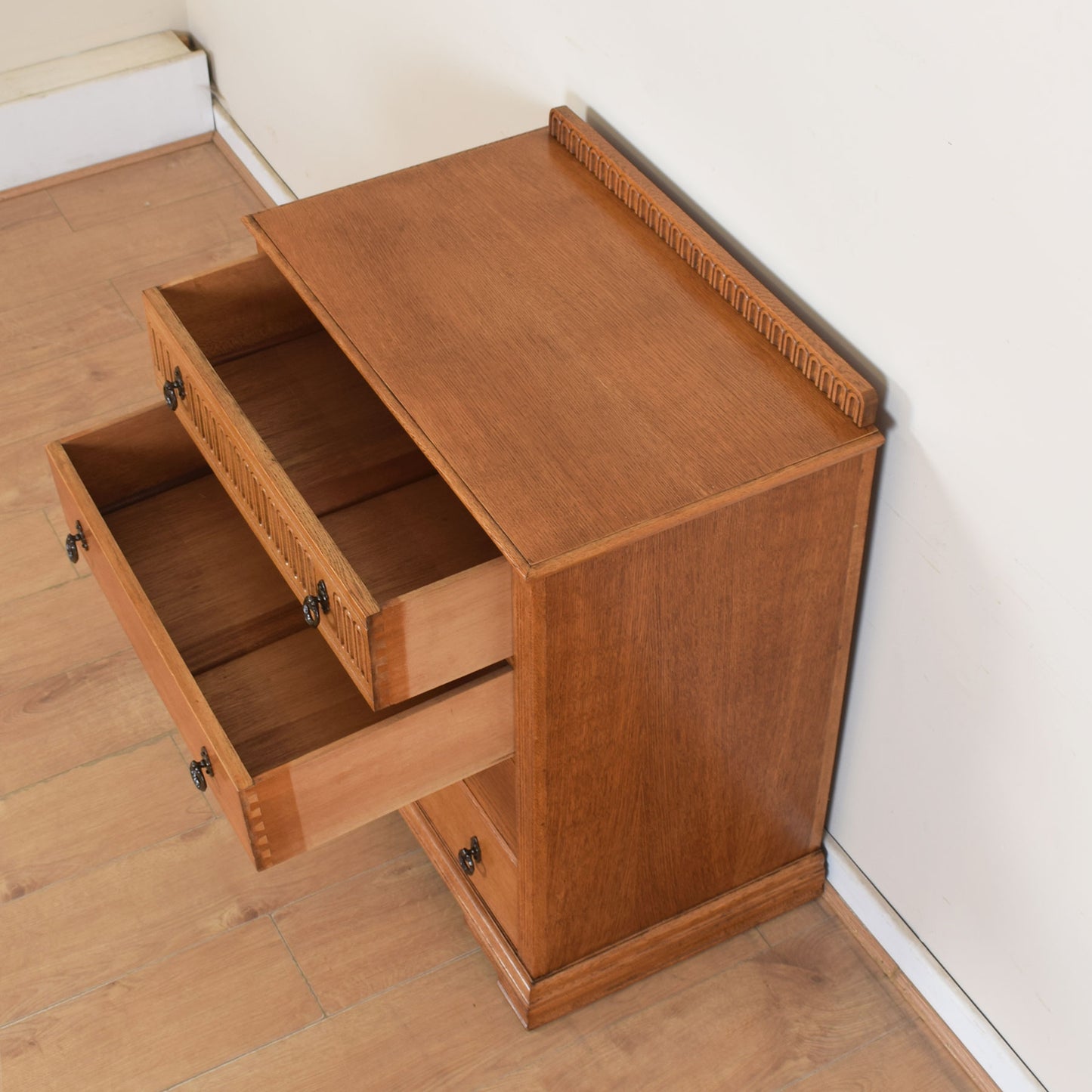 Vintage Chest Of Drawers