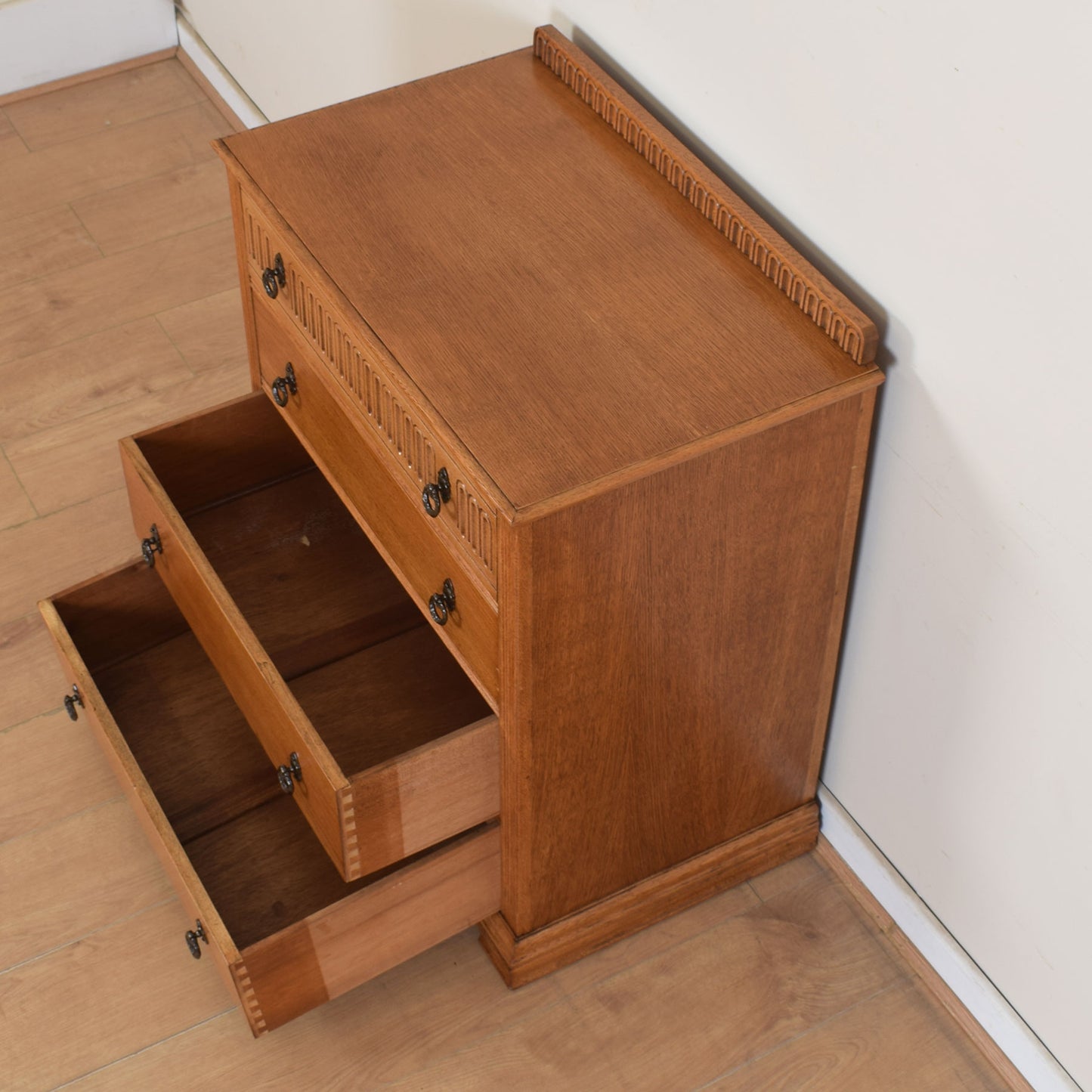 Vintage Chest Of Drawers