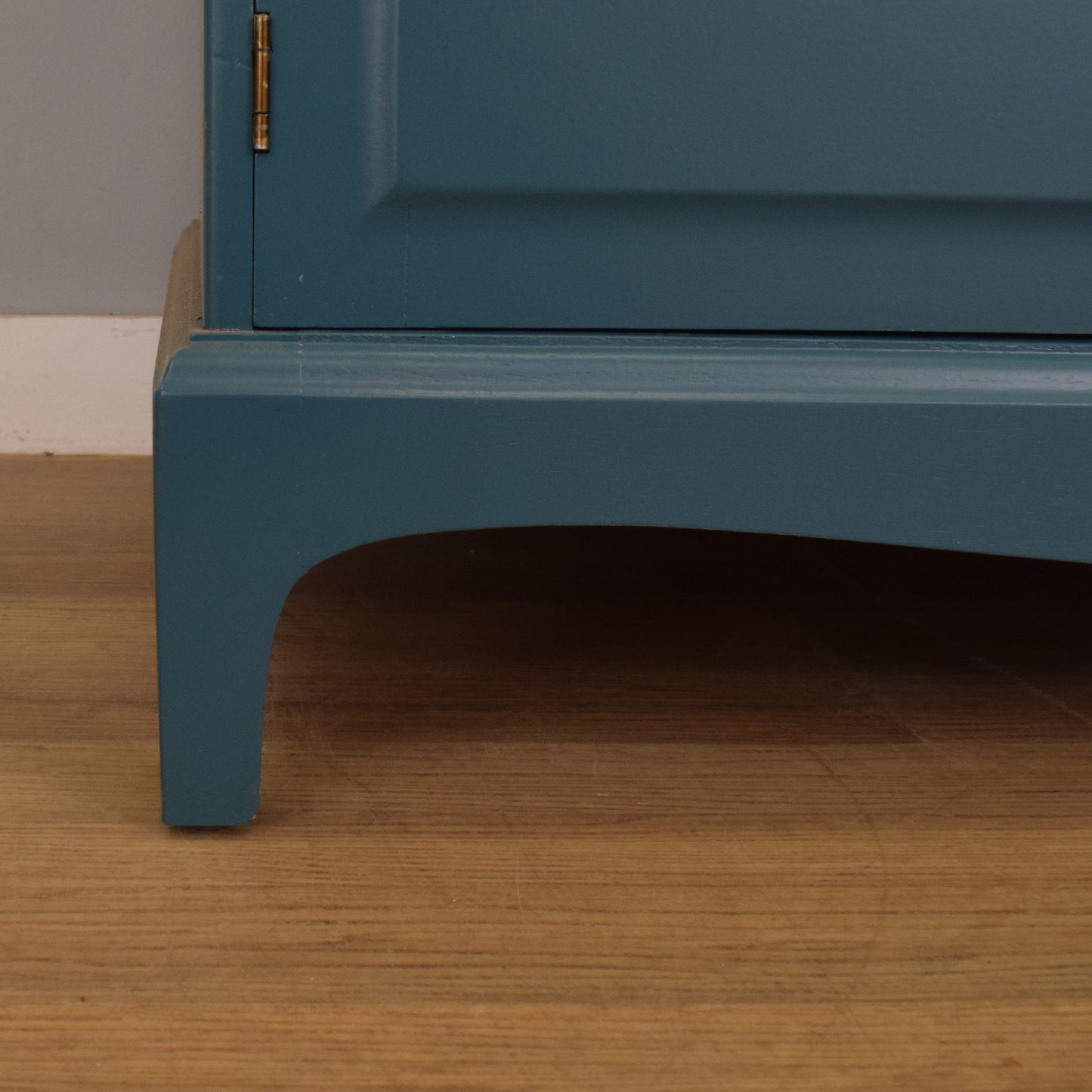 Vibrant 'Stag' Wardrobe