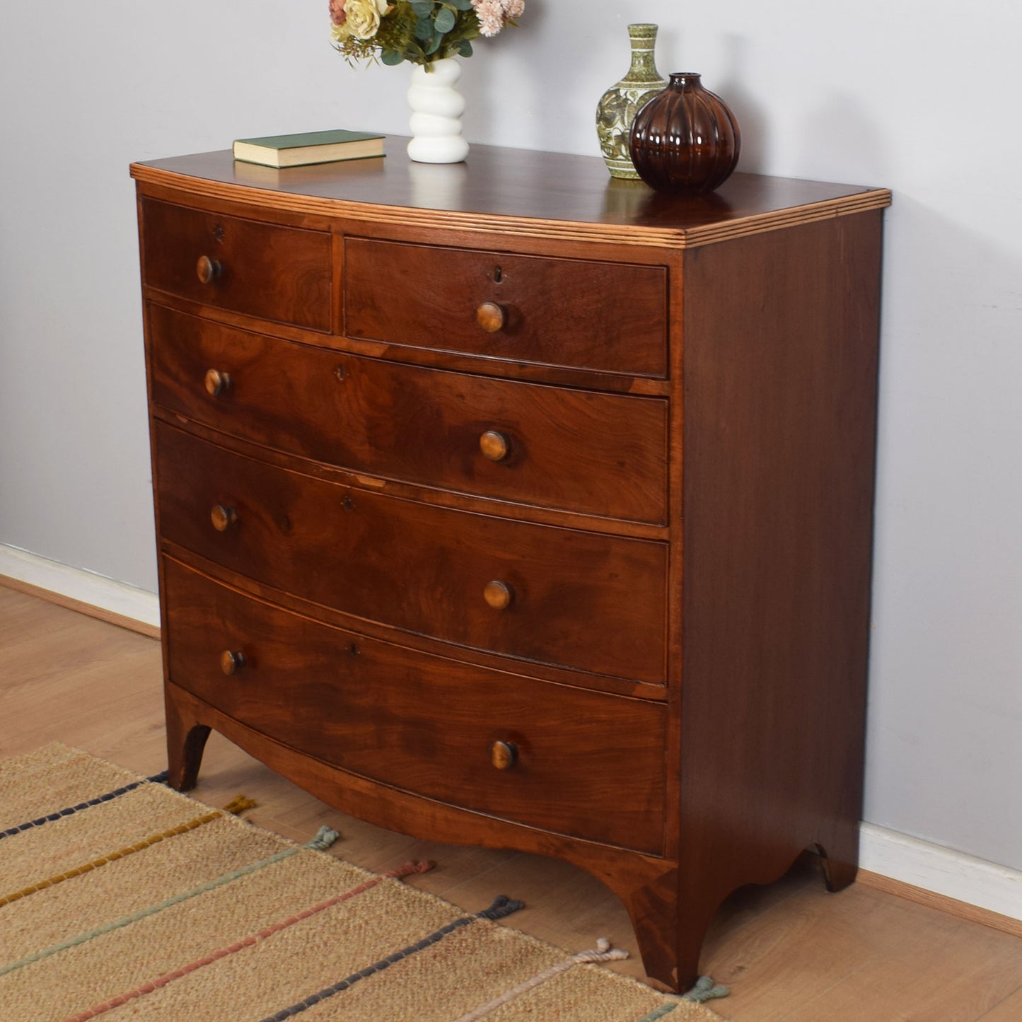 Bow-Fronted Mahogany Chest of Drawers