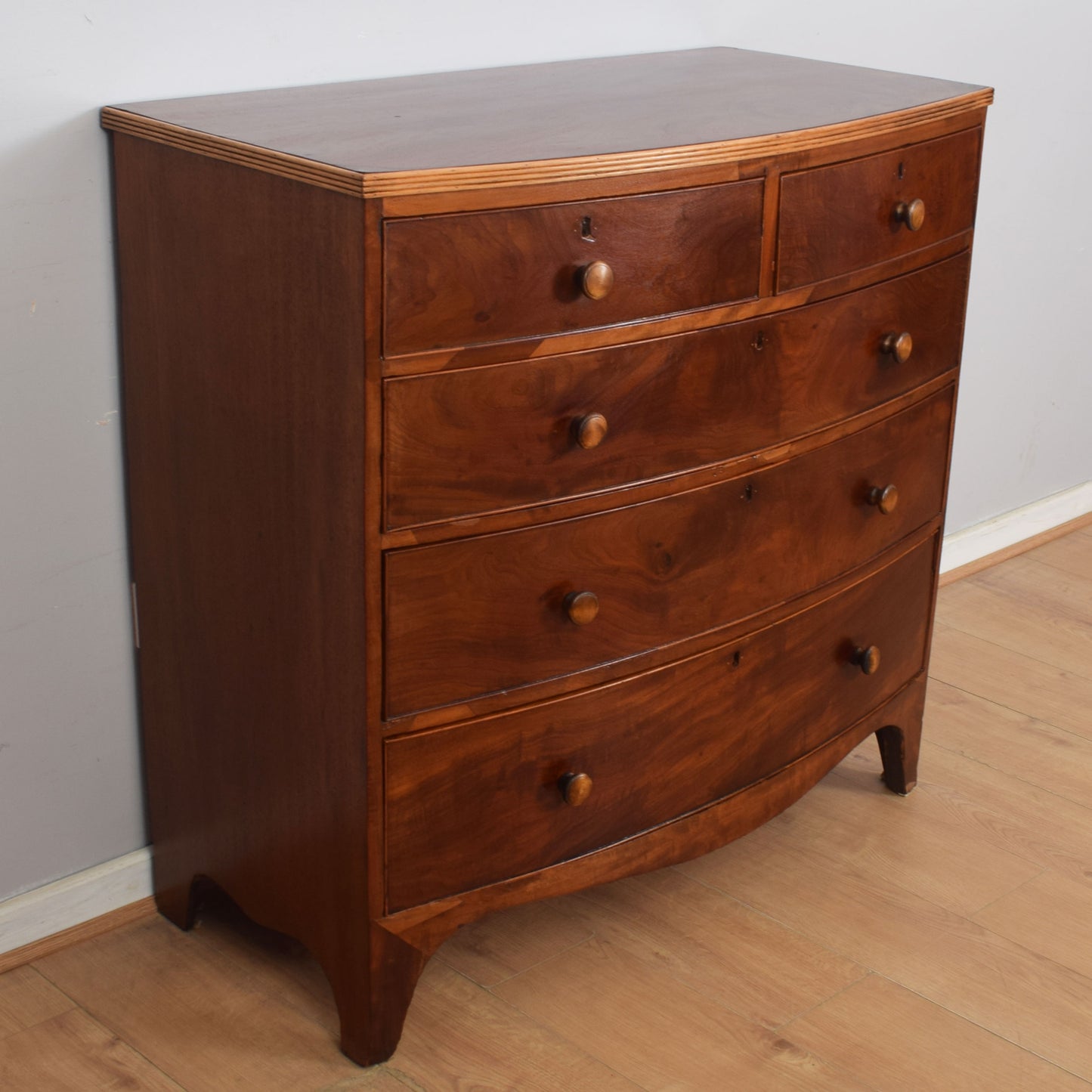 Bow-Fronted Mahogany Chest of Drawers