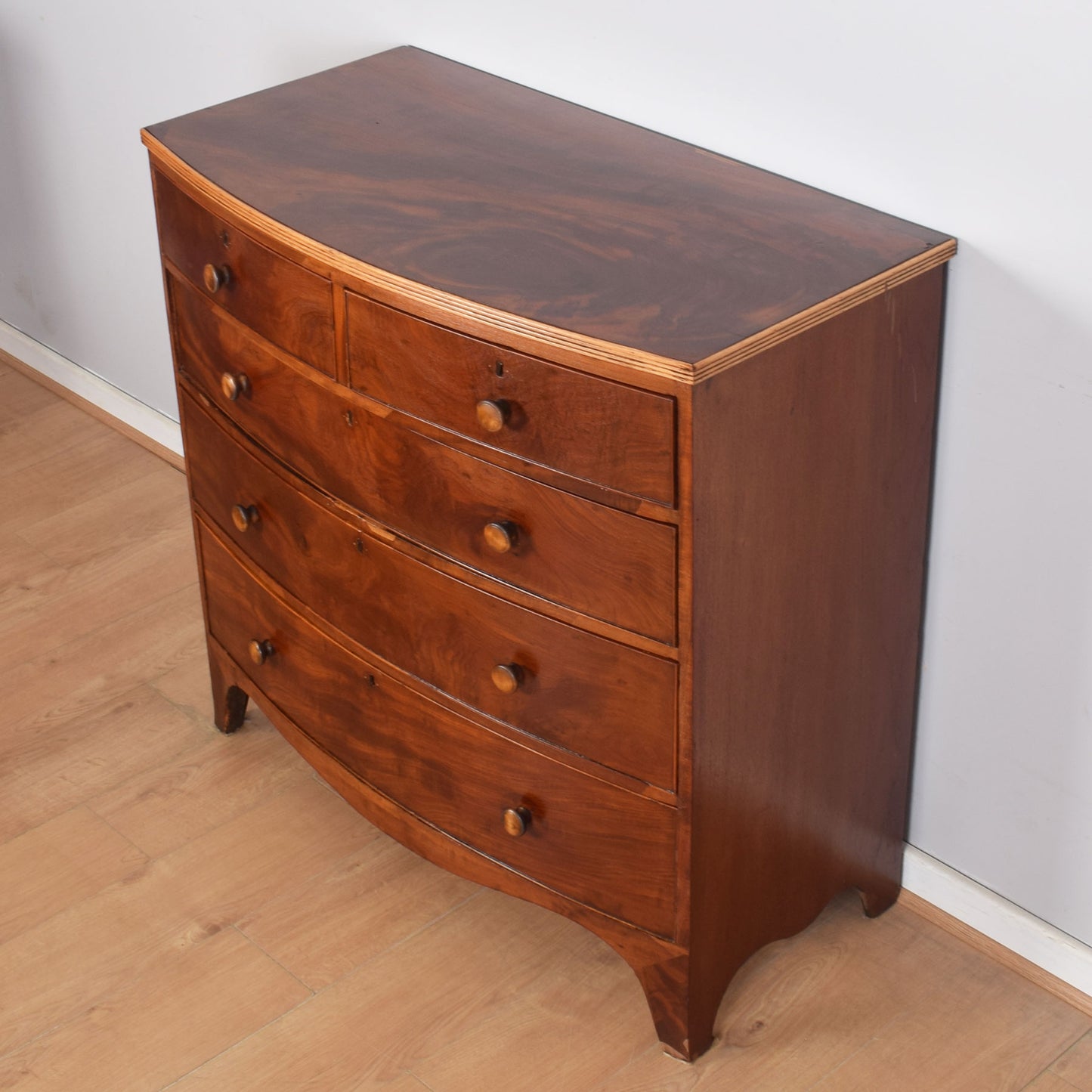 Bow-Fronted Mahogany Chest of Drawers