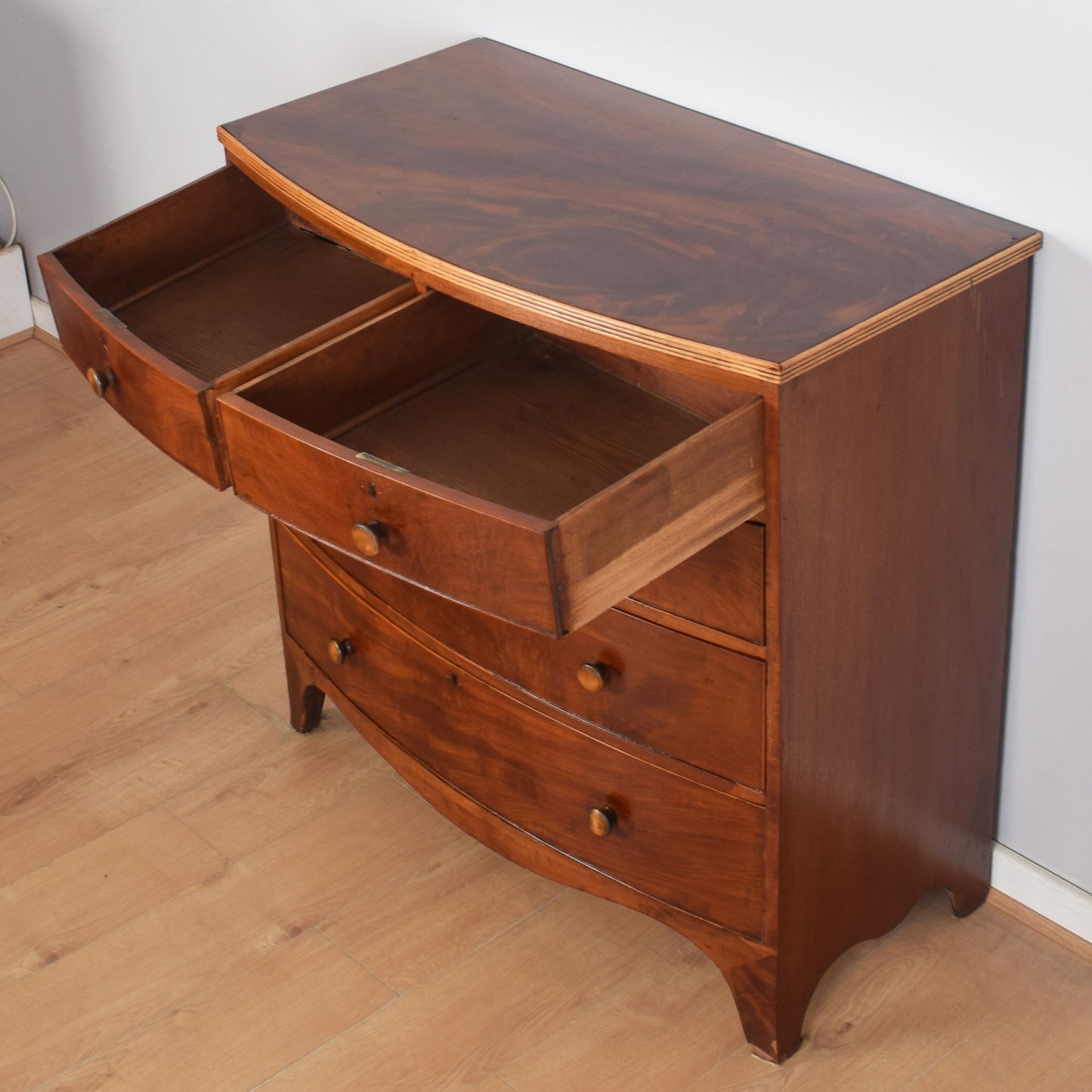 Bow-Fronted Mahogany Chest of Drawers