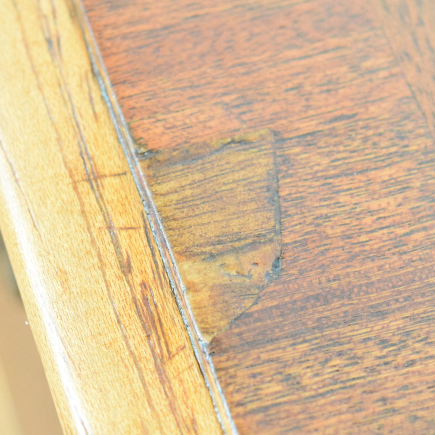 Flamed Mahogany Chest of Drawers