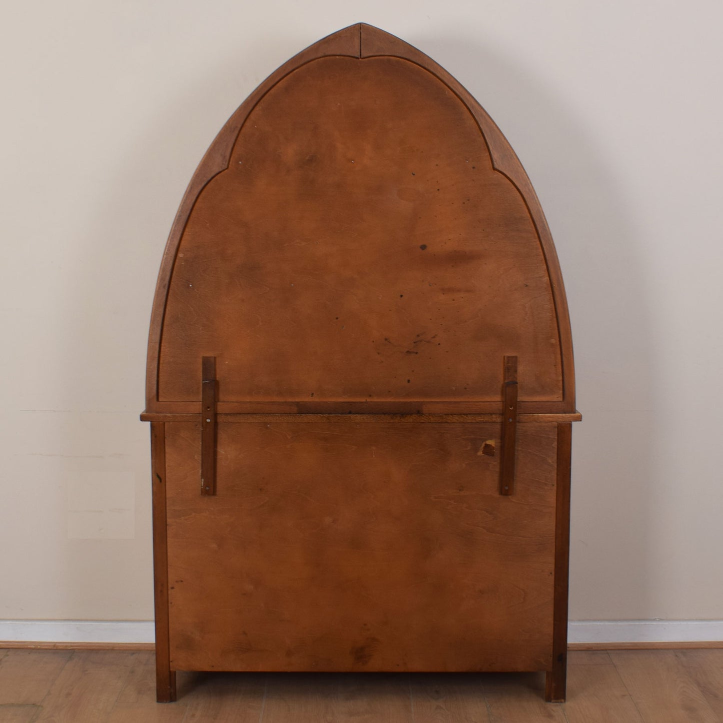 Old Charm Dresser