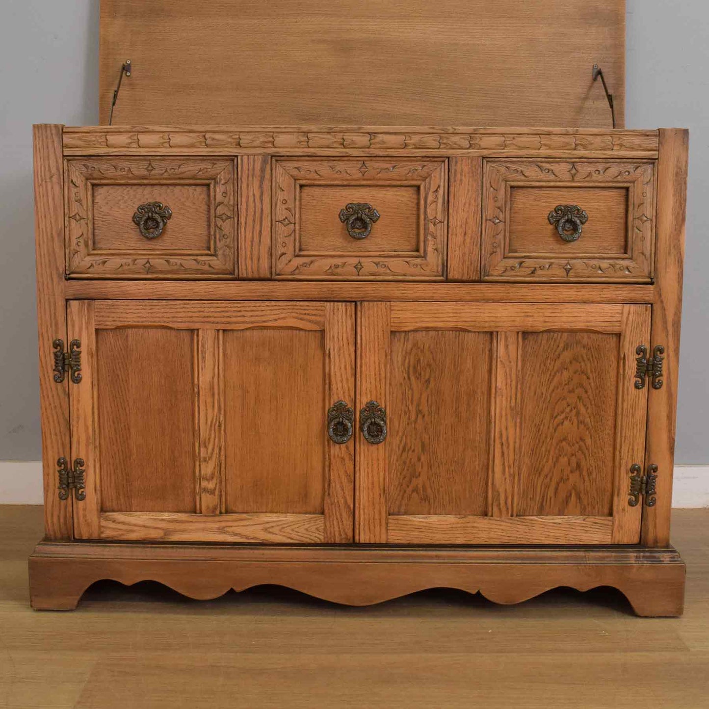 'Old Charm' Media Cabinet
