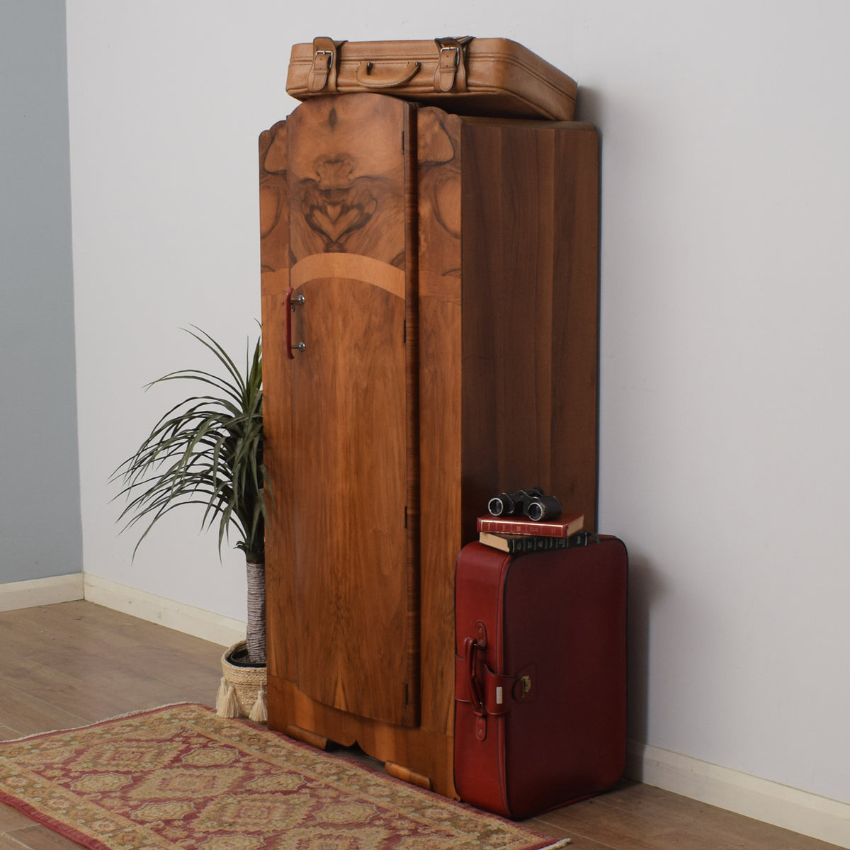 Walnut Veneer Wardrobe