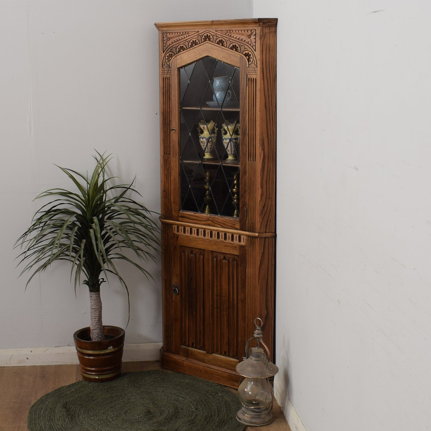 Oak Linen-Fold Corner Unit