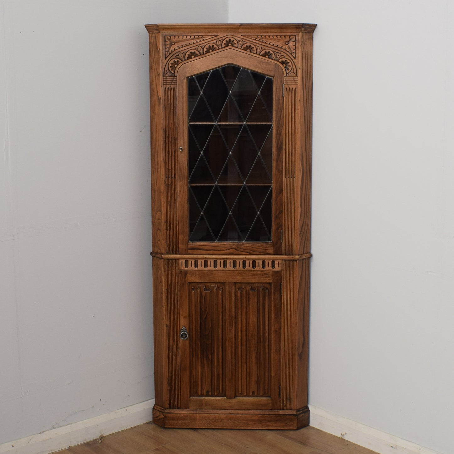 Oak Linen-Fold Corner Unit