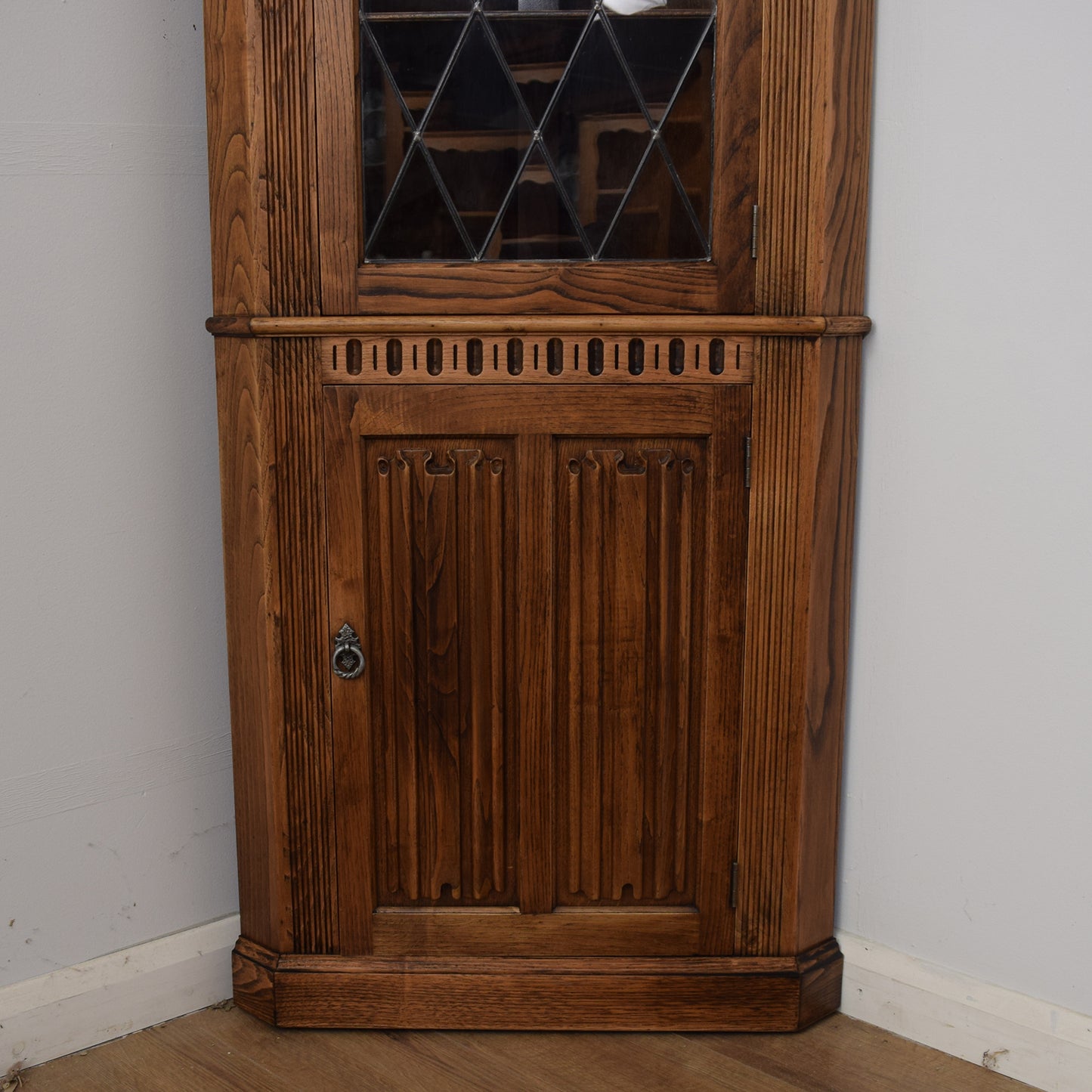 Oak Linen-Fold Corner Unit