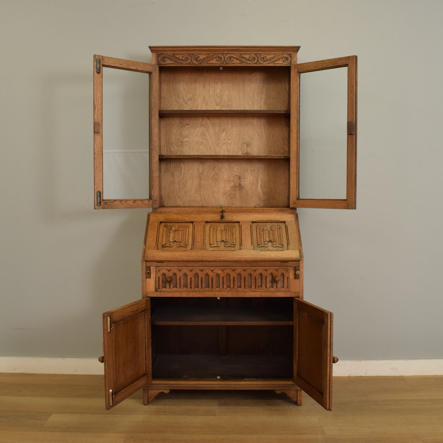 Oak Jaycee Bureau Bookcase