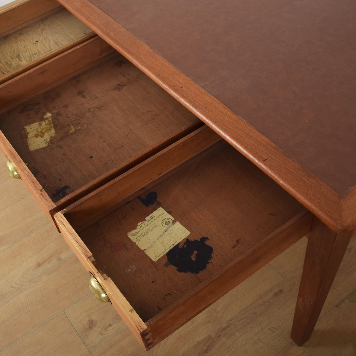 Leather Top Desk With Drawers