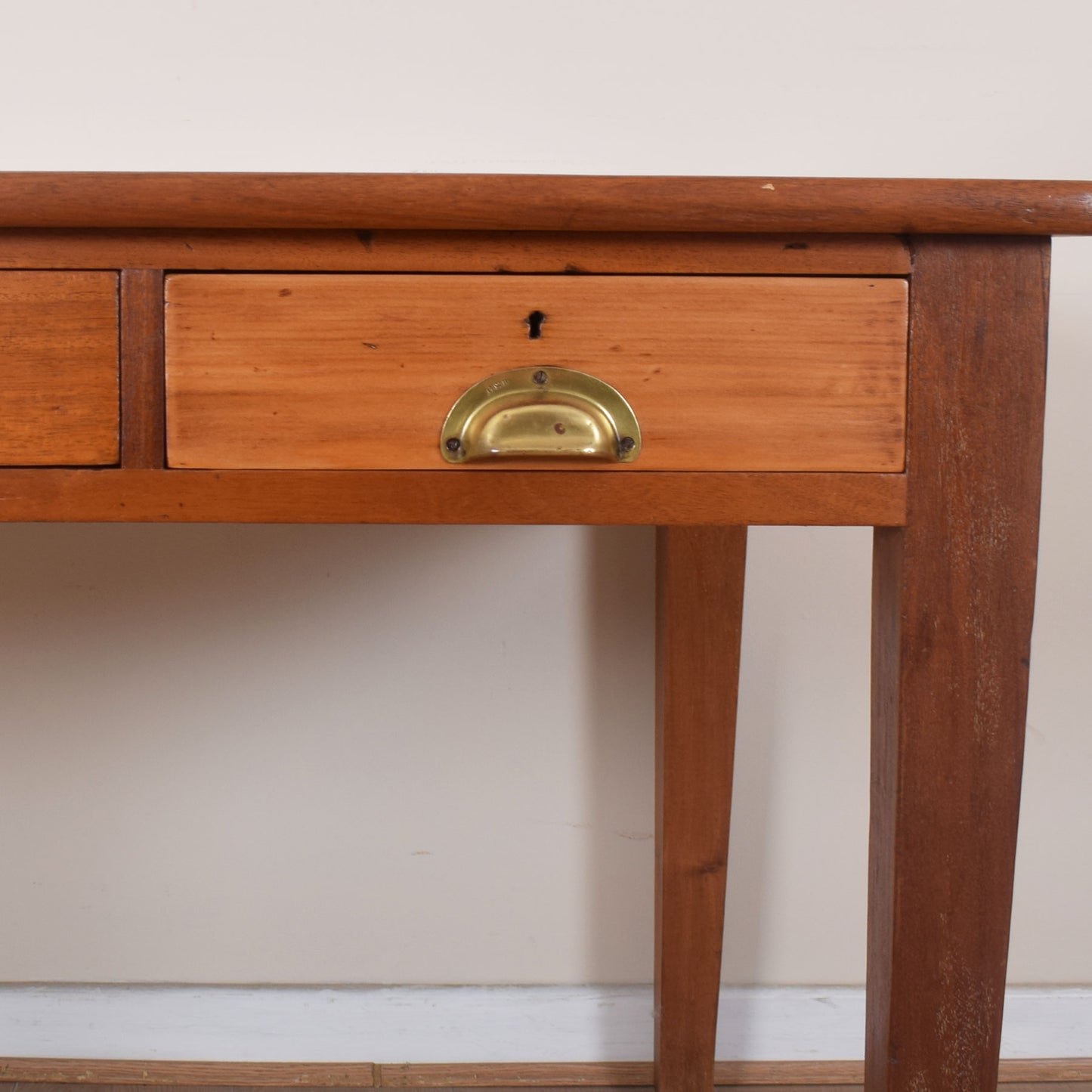 Leather Top Desk With Drawers