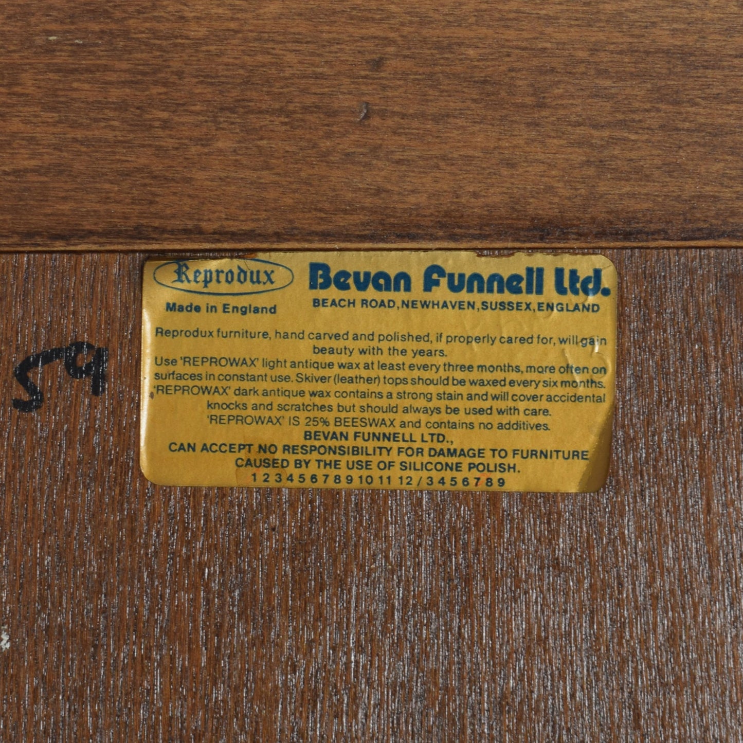 Bevan Funnell Corner Unit