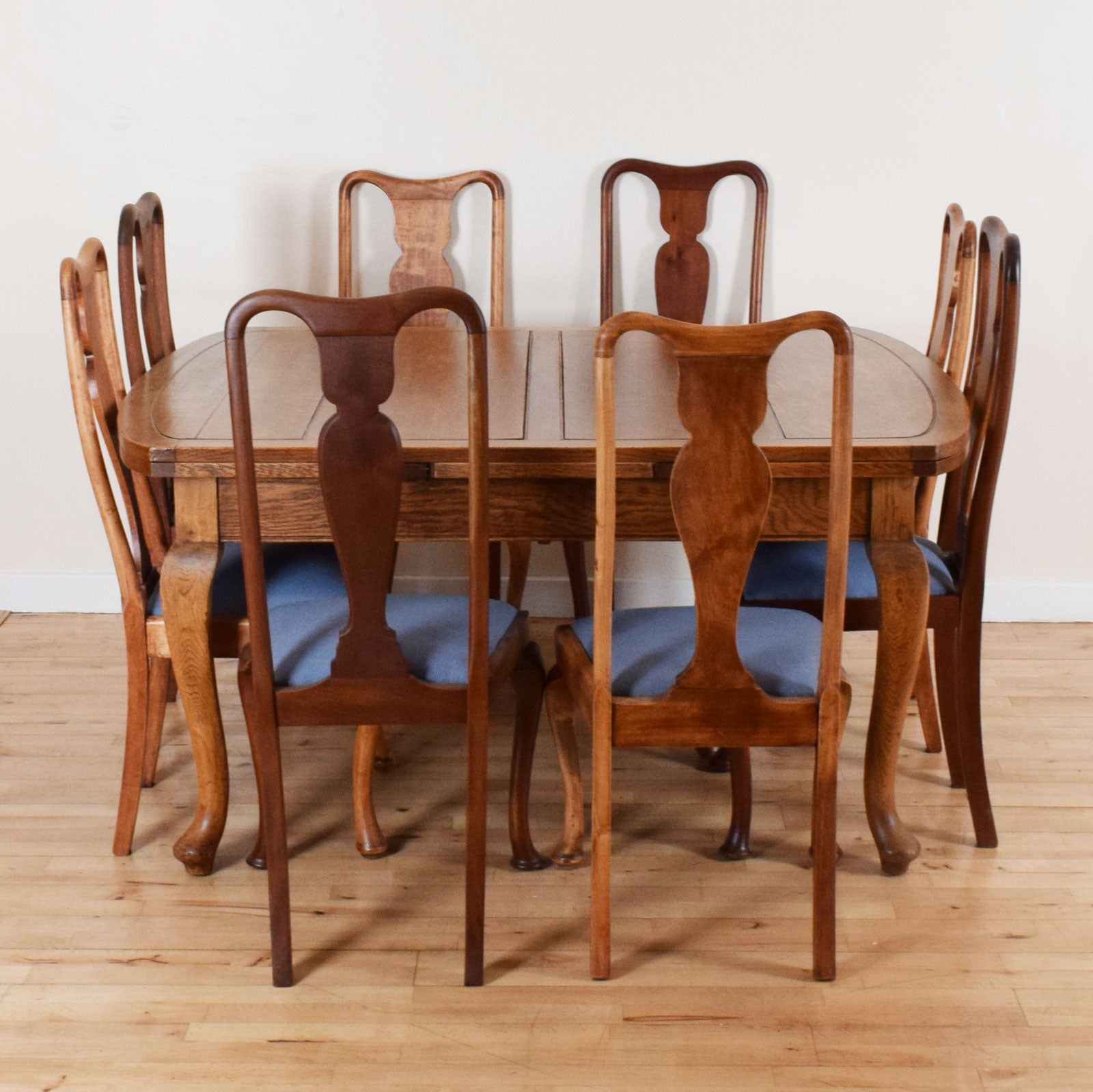 Queen Anne Draw Leaf Table and Eight - Main Image