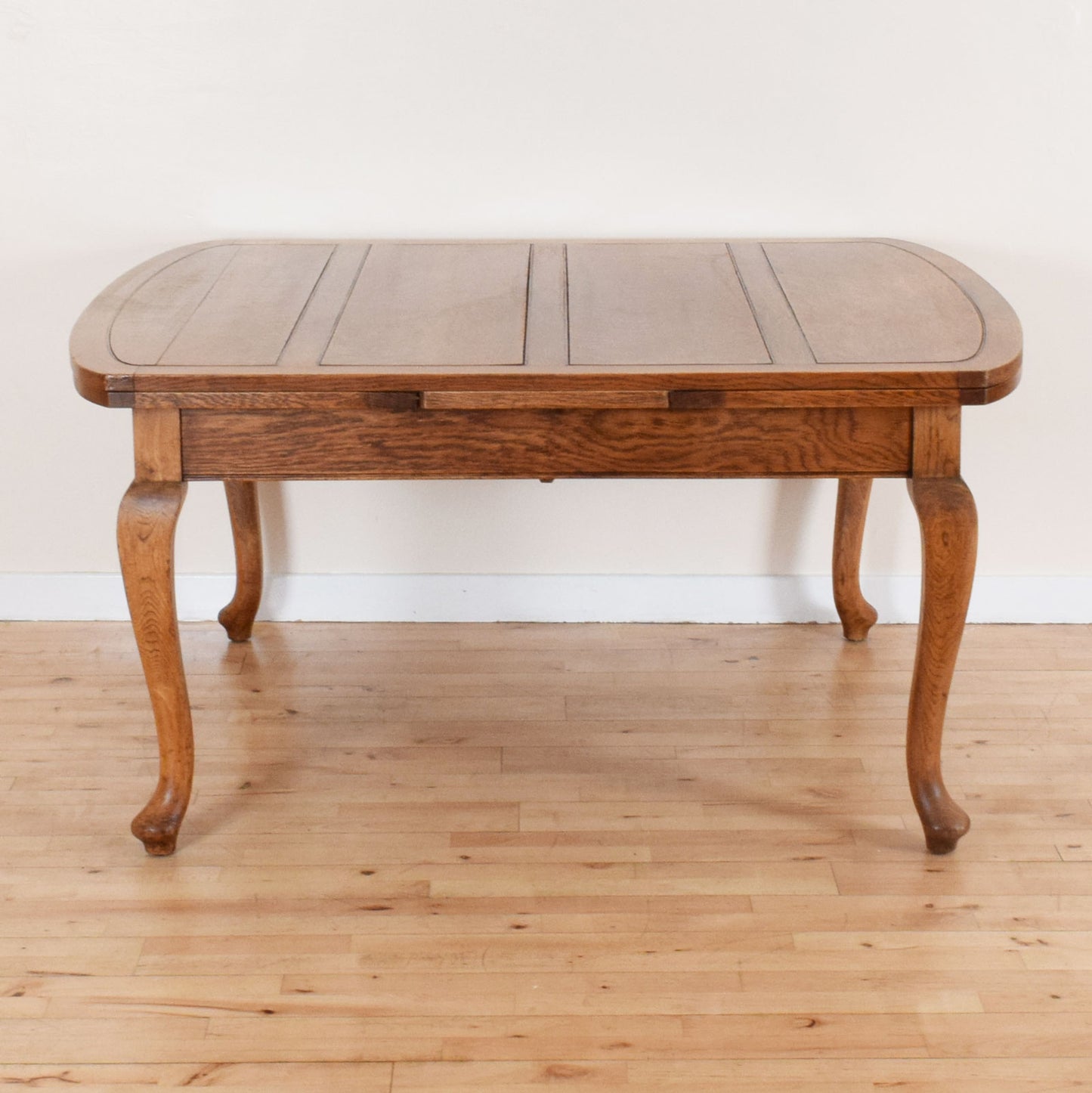 Queen Anne Draw Leaf Table and Eight