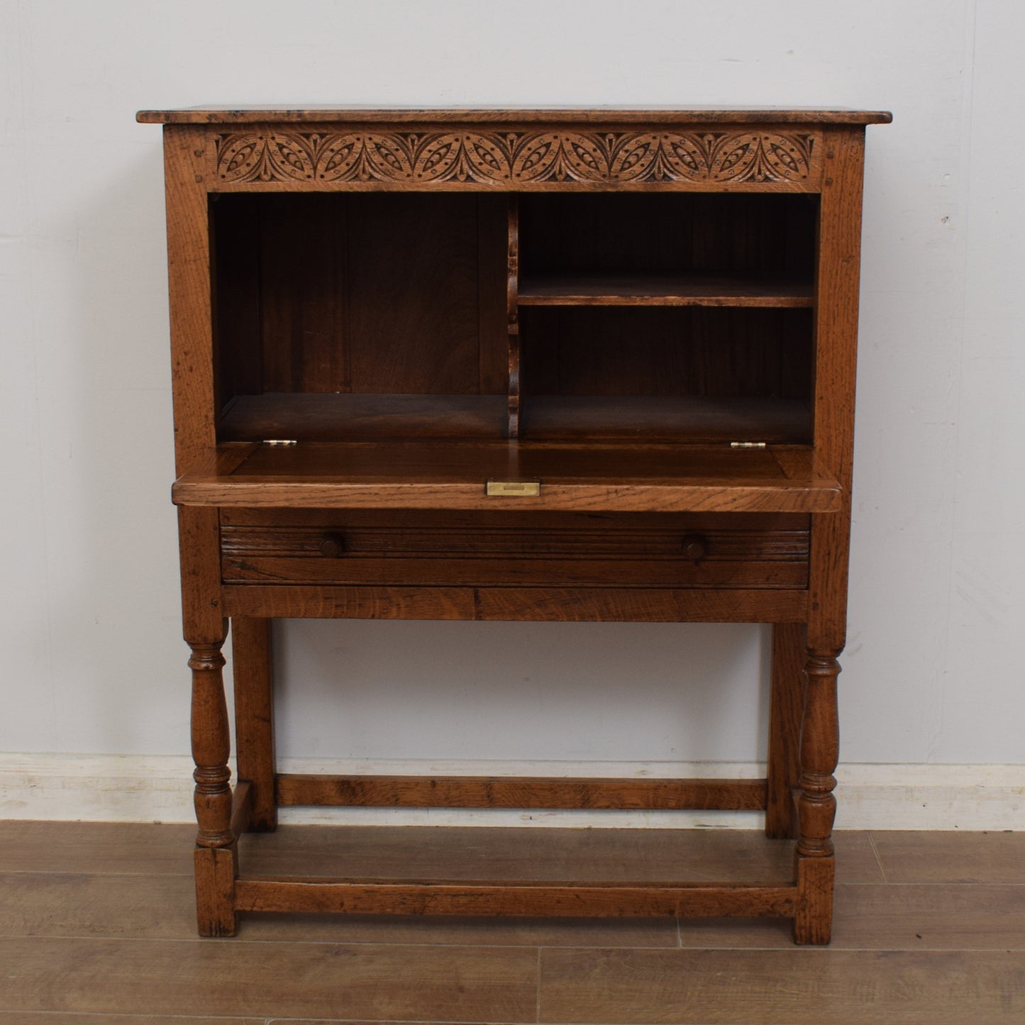 Vintage Oak Drinks Cabinet
