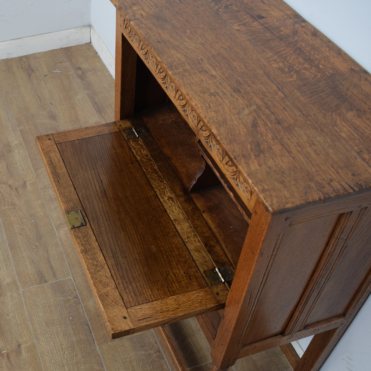 Vintage Oak Drinks Cabinet