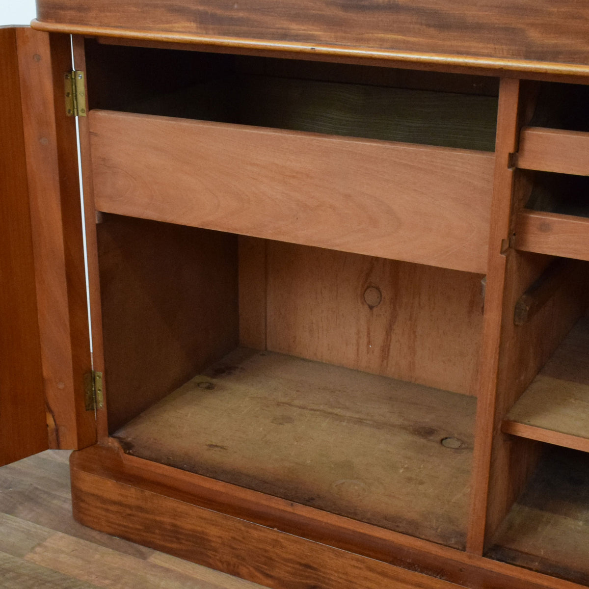 Flamed Mahogany Chiffonier