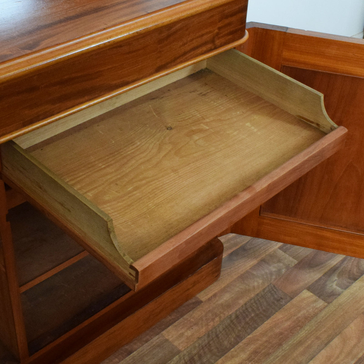Flamed Mahogany Chiffonier